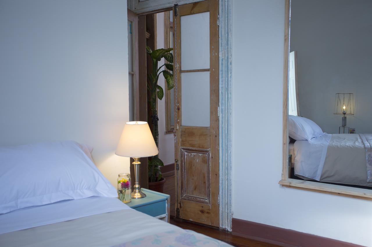 Casa Lastra Hostel Valparaíso Buitenkant foto